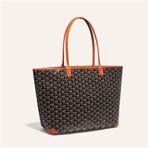 maison goyard tote bag.